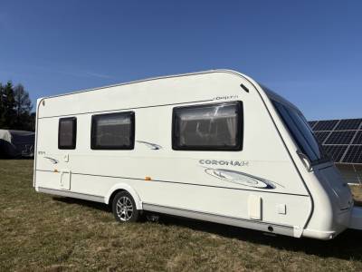 Compass Corona Club - Przedsionek i Mover. Duża łazienka.